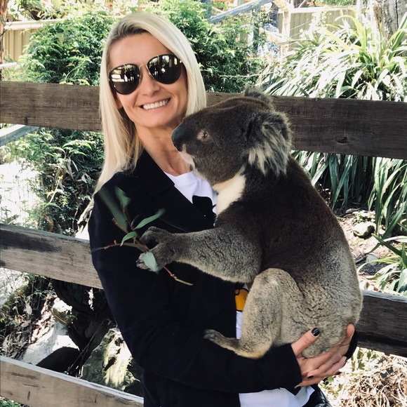 Meet your Posher, Monika - Picture 1 of 1